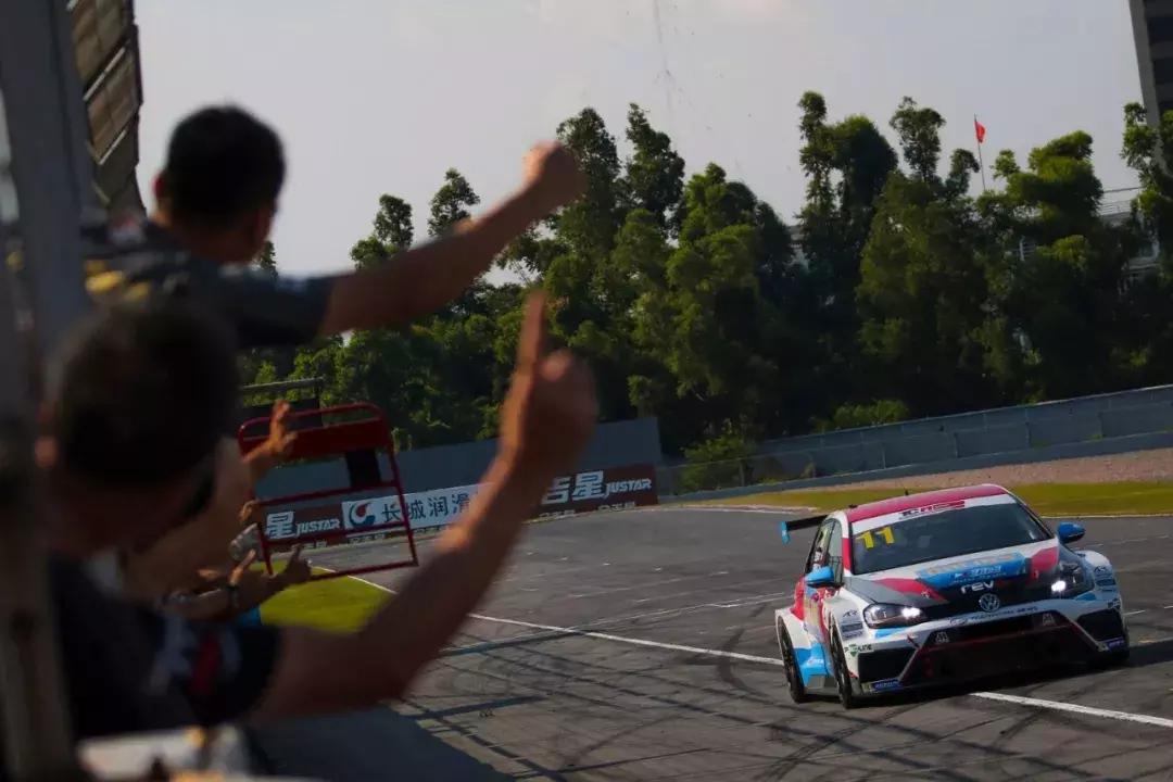赛场先锋捷凯车队新赛季力逐荣誉续写佳绩