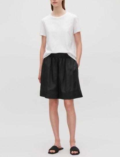 到公司上班可以穿短裤吗 (短裤怎么穿出高级范儿)