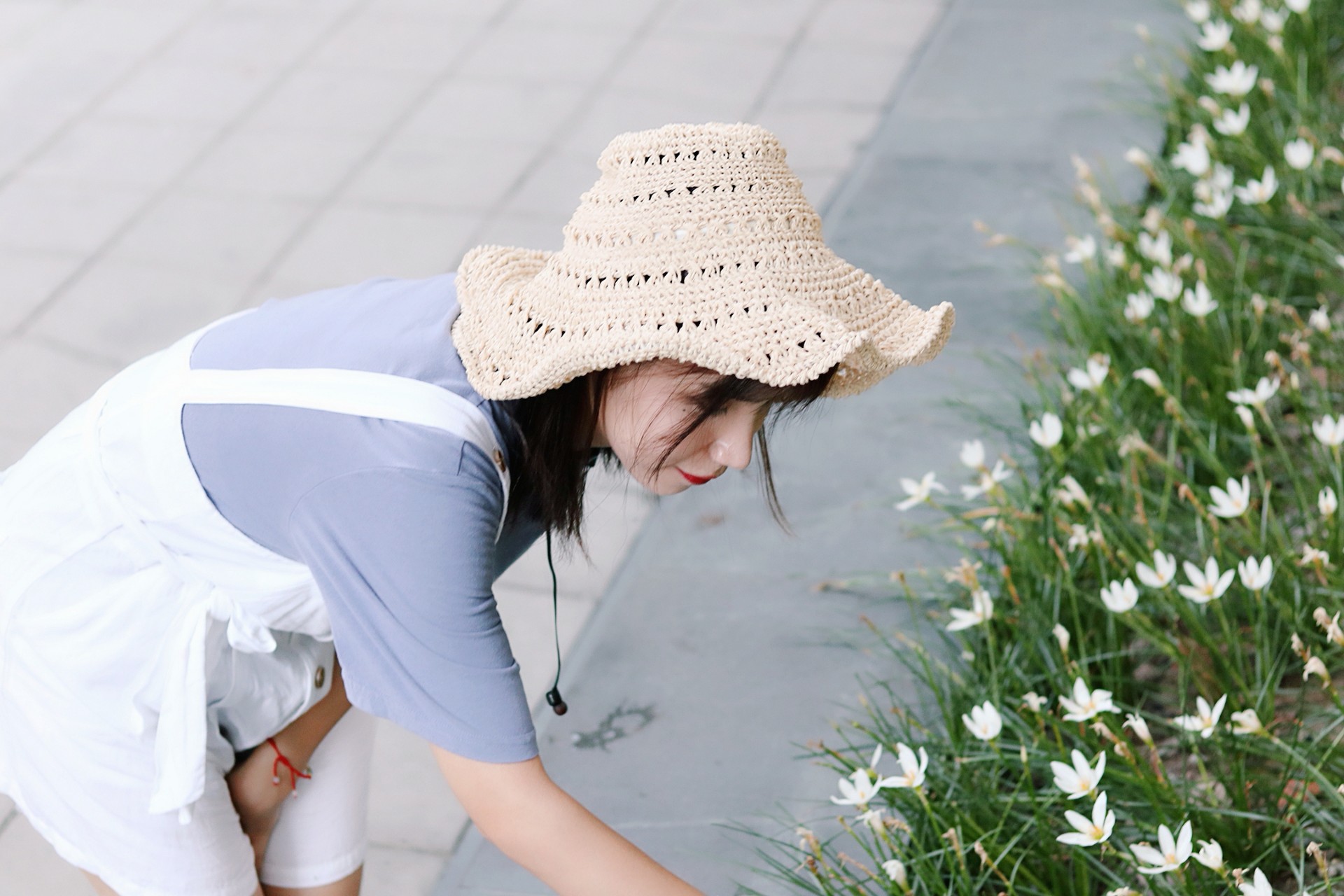 荣耀十青春版铃兰白,荣耀10gt铃兰白图赏一览