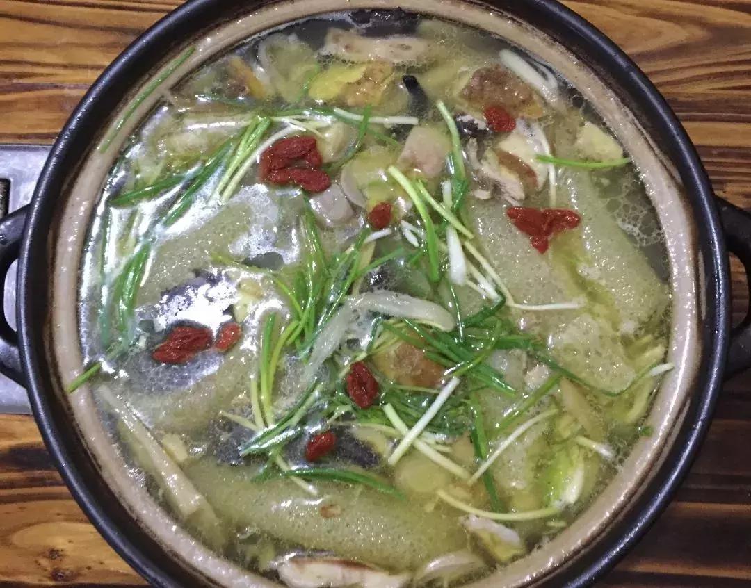 乌当大圆桌餐馆,难忘的美食推荐