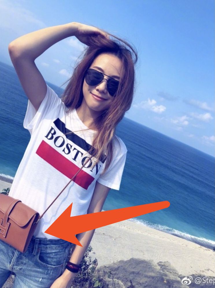 邓丽欣服装品牌,邓丽欣视频是真的假的