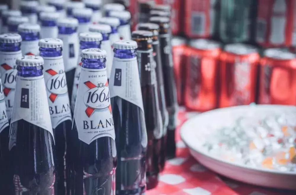 在武汉投资千万开轰趴馆,武汉适合开什么样的轰趴馆