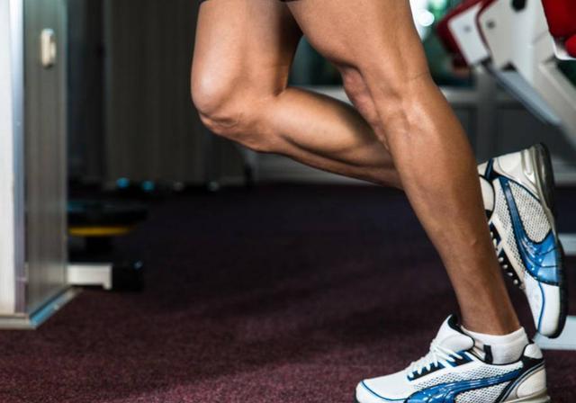 大腿内侧筋疼可以做运动锻炼吗,提臀紧致大腿根部内侧的瑜伽动作