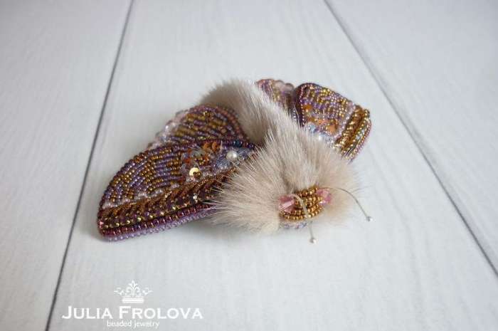 1分钟爱上的昆虫胸针 俄罗斯妹纸用了多少好材料?