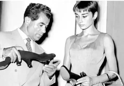 一代传奇萨尔瓦托勒·菲拉格慕，明星的*用御**皮鞋匠！