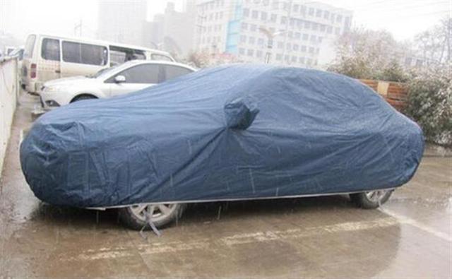 汽车美容有贴车衣吗,汽车美容是贴车衣还是隔热膜