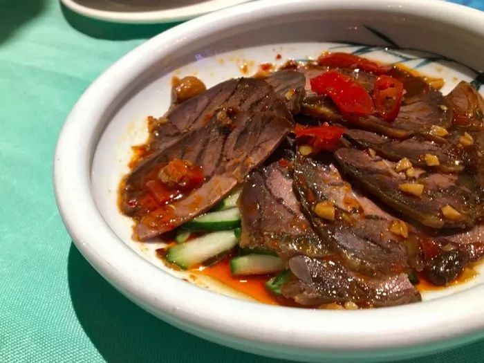 tiffany晚餐,送不起礼物就别送