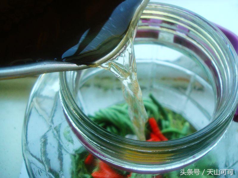 泡好的酸豆角怎样才能长时间保存,酸豆角怎么腌制保存的时间长