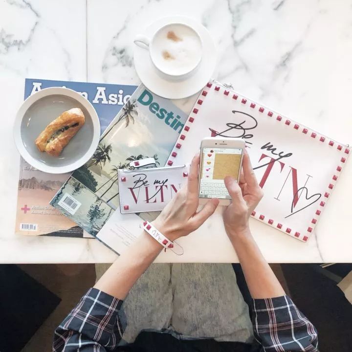 女生收到前男友七夕礼物,七夕送大叔男友礼物