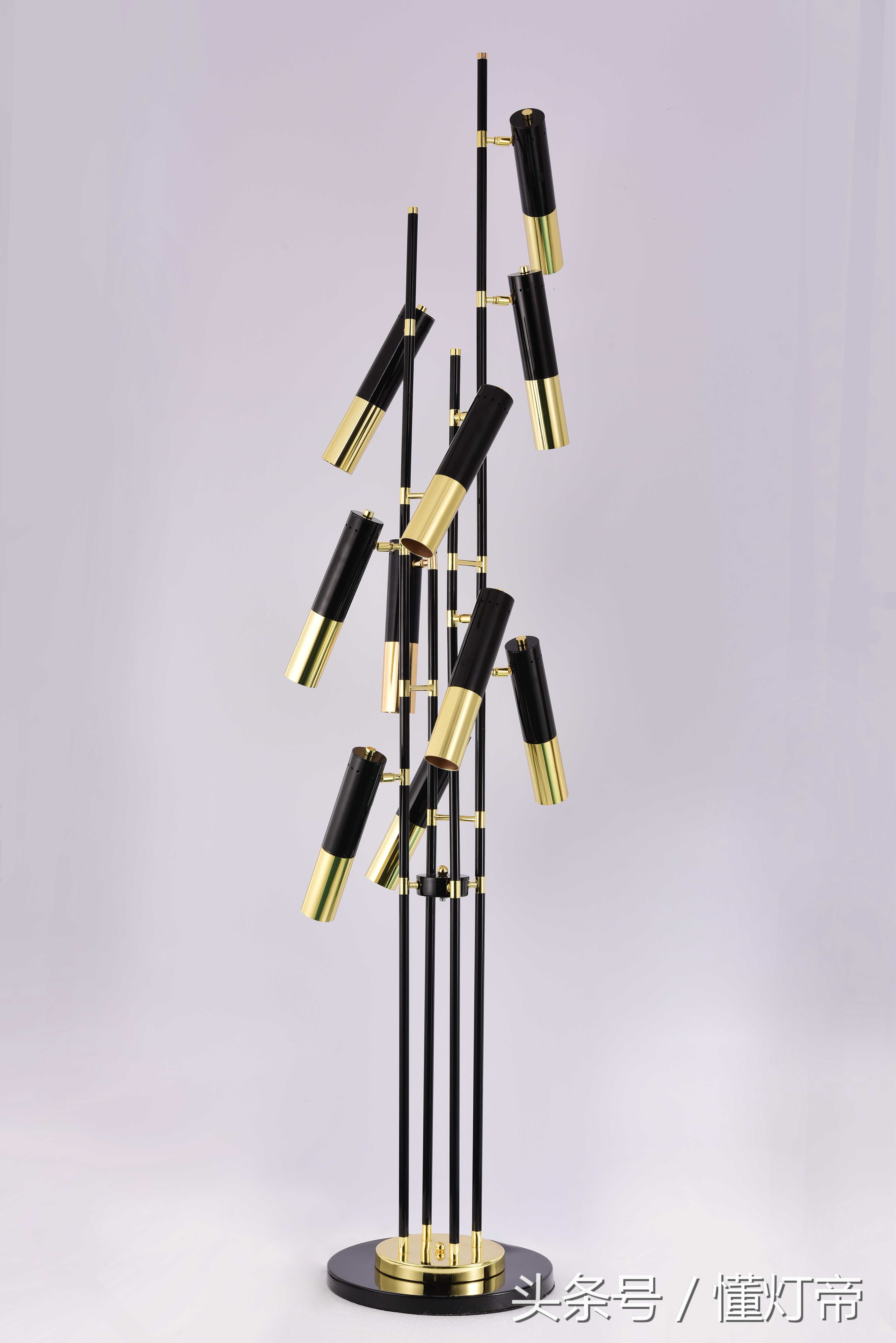 2024轻奢高级感落地灯,客厅灯现代轻奢落地灯直播