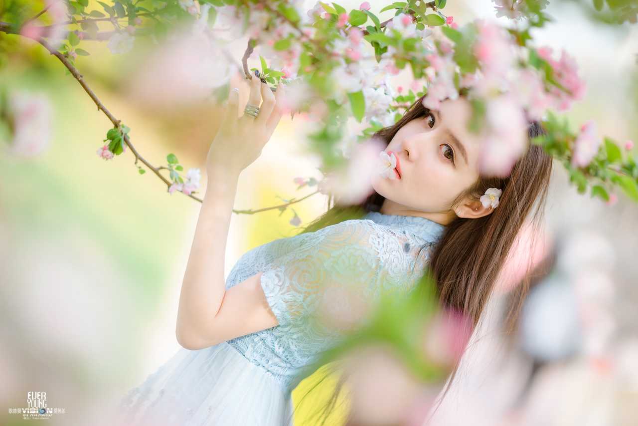 “公益，内秀，清美”——崔莹莹