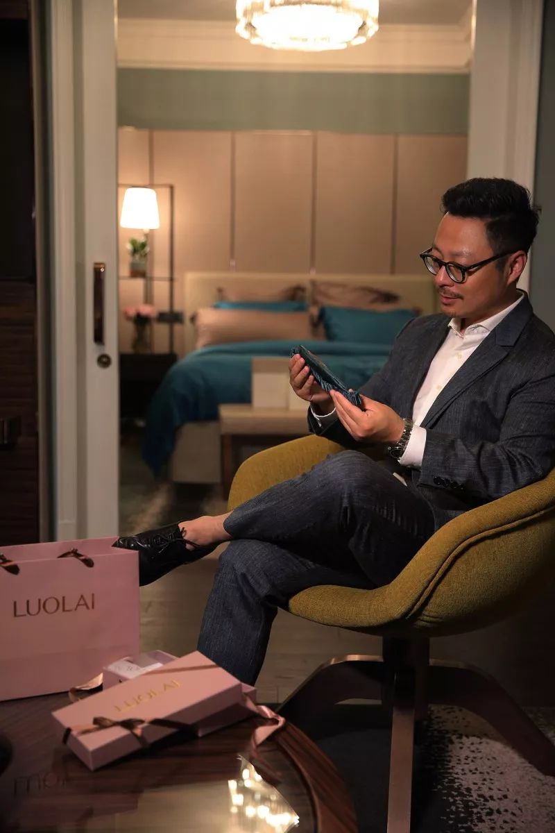 这些年的旅途，是谁在陪你睡？