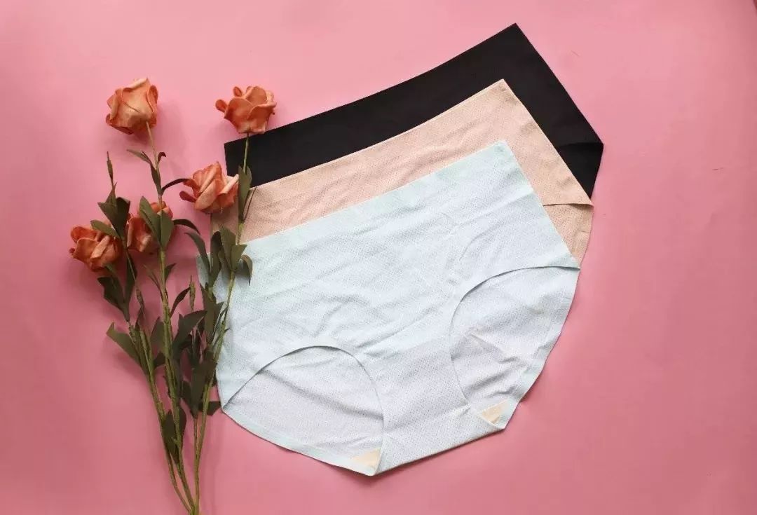 濂冲+闃插绉戠梾鍐呰¥鍐,濂冲+鍐闃插绉戠梾鍐呰¥