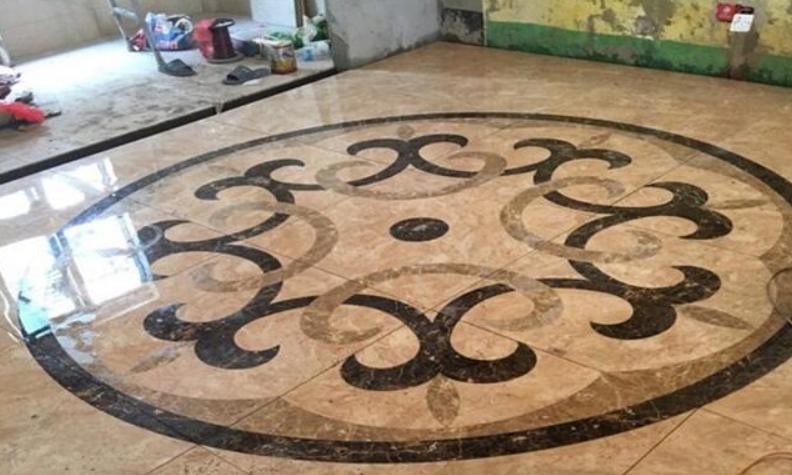 铺水刀拼花,师傅收费3000块,没想到他铺好只花了两天时间