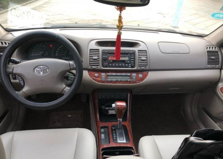 小伙花4万5买的车,90后小伙买丰田佳美