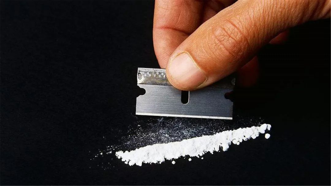 保外就医期间又犯法怎么办,保外就医的又犯事了怎么办