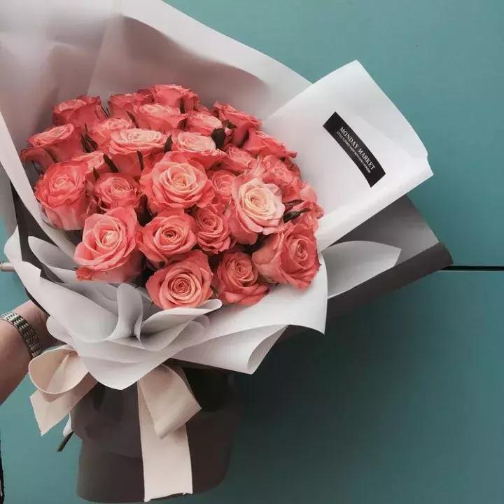 情人节玫瑰花语和图片大全,不同颜色玫瑰代表的花语