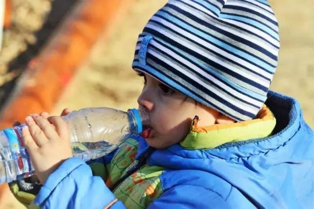 腹泻几天需要去医院,腹泻去医院