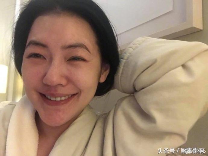 她们不缺钱却更节俭！吴昕因通厕神器上热搜，她1双拖鞋穿10年！