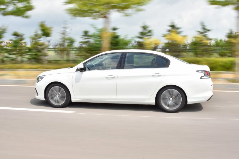 的士速递4开场,的士速递标致308