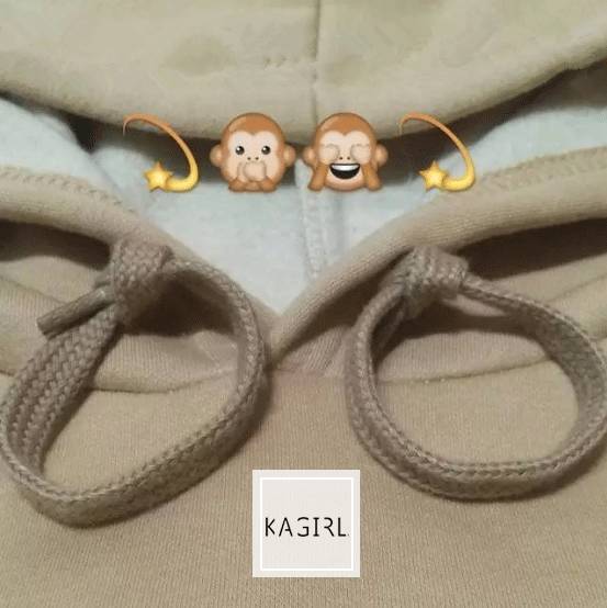 风衣肩上的扣子是怎么用的,风衣肩膀上的肩带作用