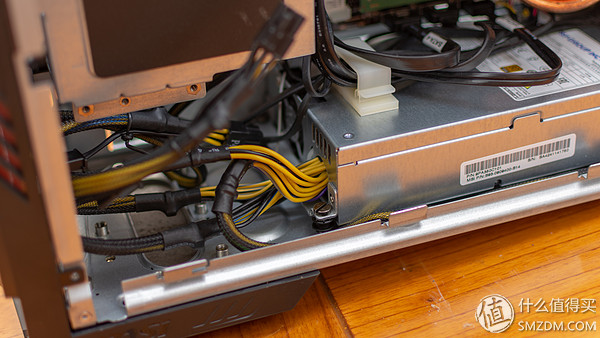 微星哈迪斯nightblademi3拆机,微星哈迪斯3主机评测