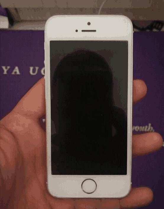 网友入手一部iPhone5s，发现不能使用4G网络？