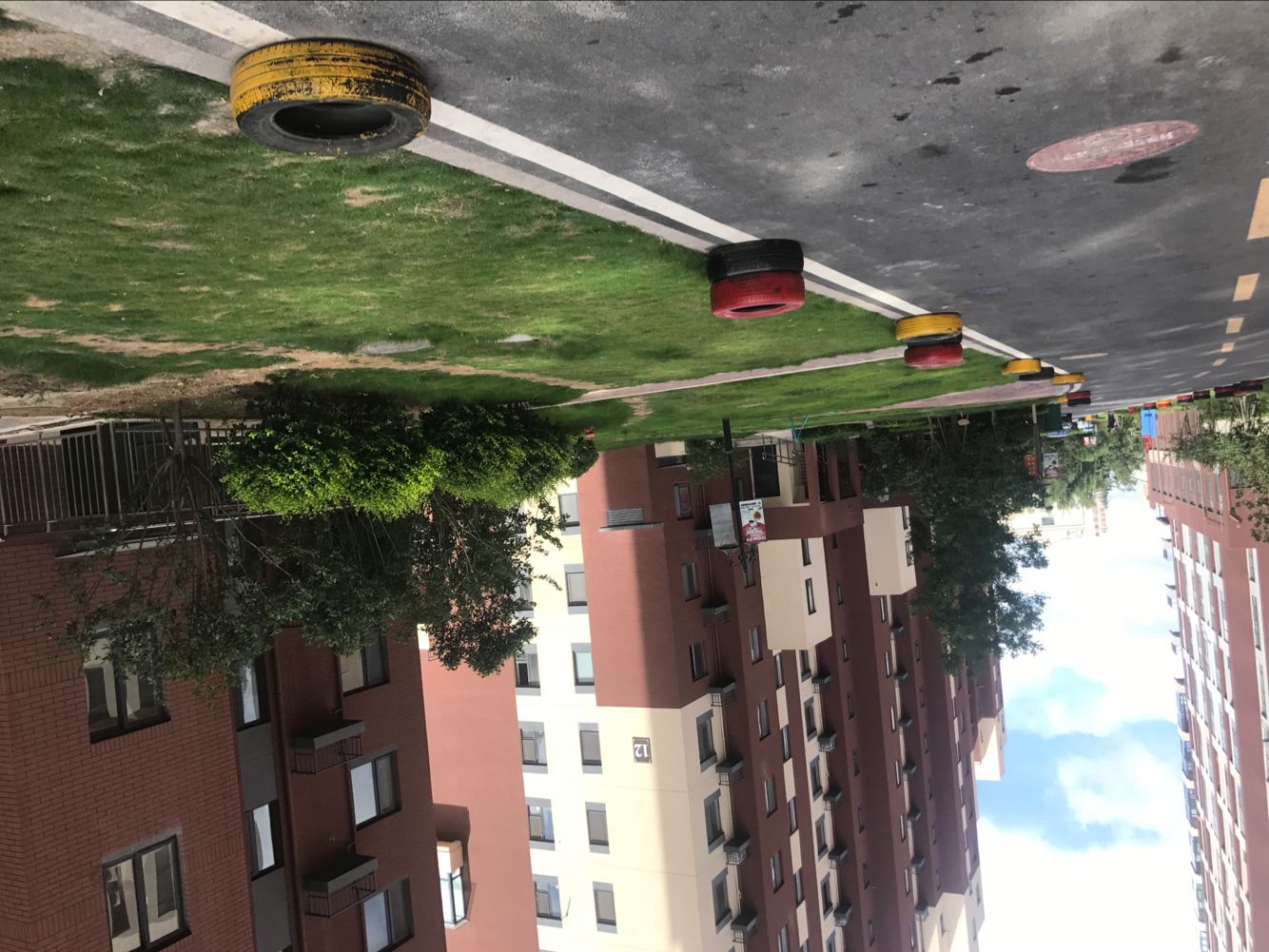 原规划绿地改停车场向哪里举报,小区门前绿化改停车位遭业主反对