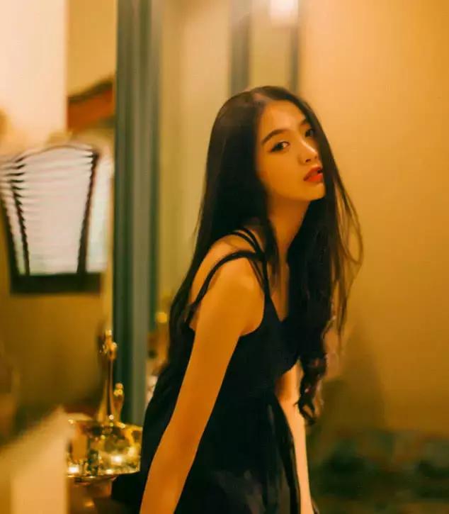 十二星座女对异性的吸引,双子座亲吻