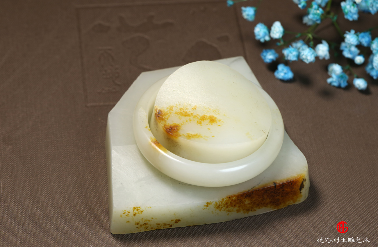 玉镯不戴怎么养能透亮,普通的玉镯能养好吗