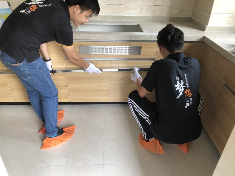 工作狂+百科书，服务过700多户的黎学辉成橙家好评王