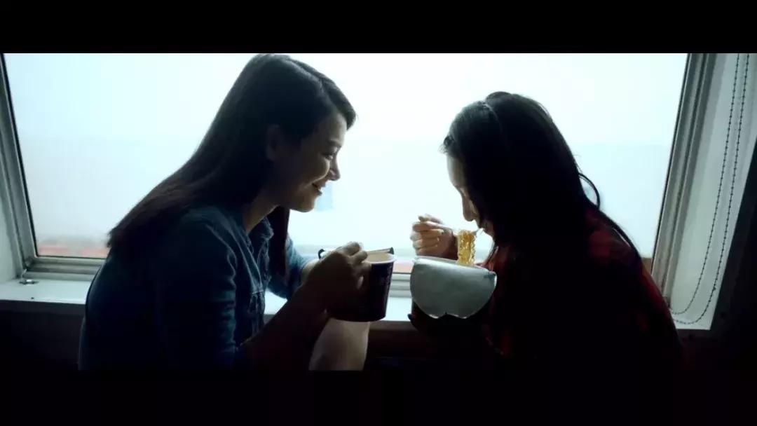 我们的女同学：学霸成了剩女，学渣做了微商