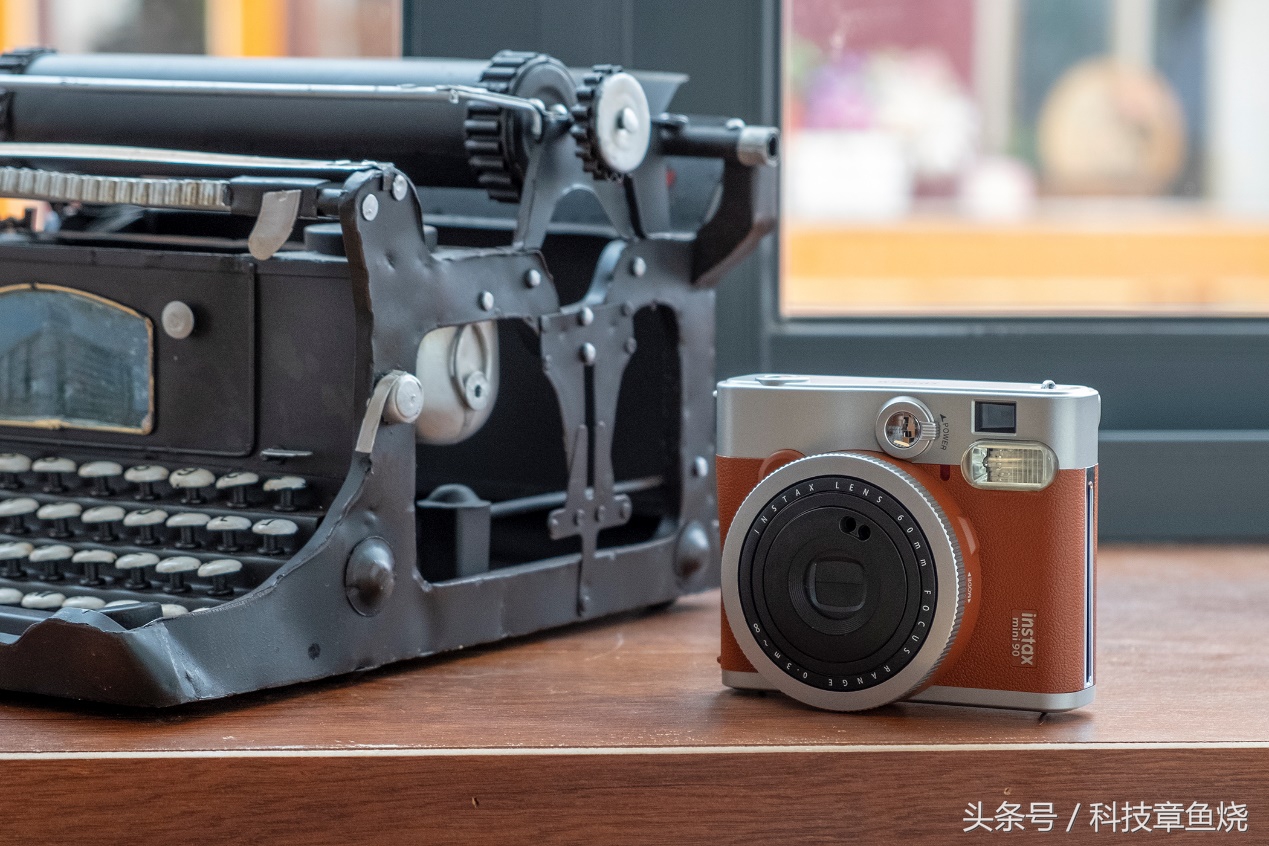 富士instaxmini90,富士instaxmini90值得买吗