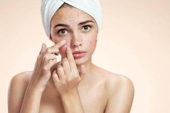 孕期脸上长斑什么原因引起的,孕期脸长痘痘怎么调理