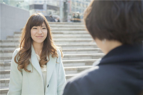 教你通过一句话辨别日本人,中国人看到日本人是什么表现