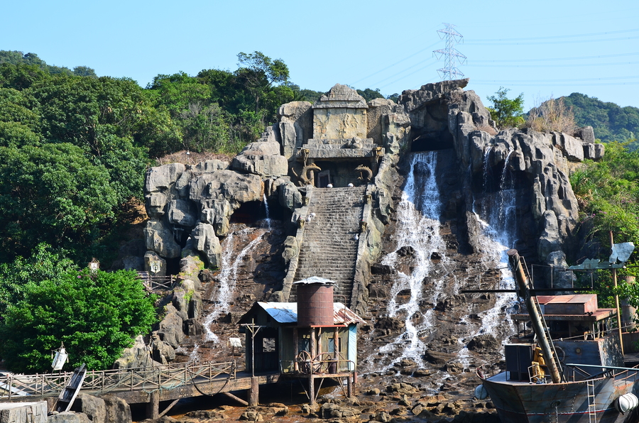 深圳东部华侨城简介,深圳东部华侨城大峡谷