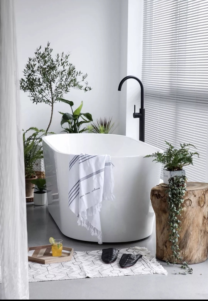 距离美好生活，你其实只差一个浴缸