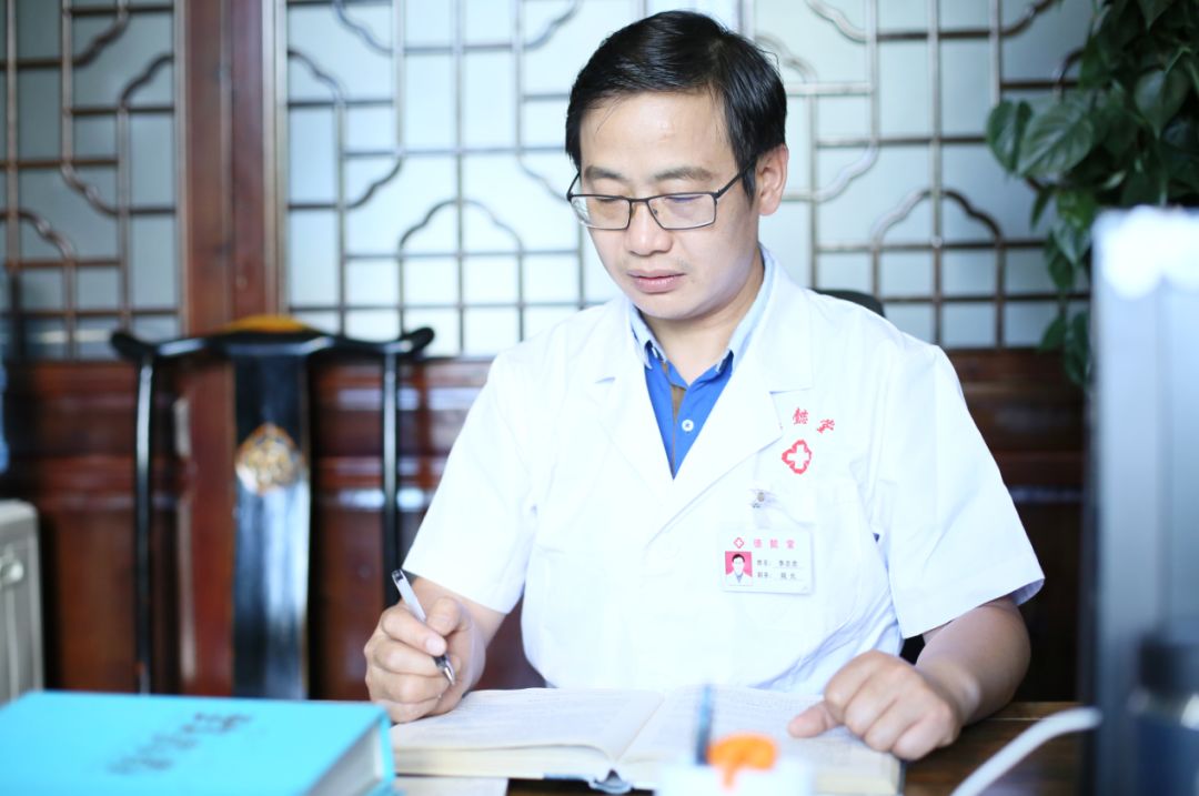 怎样去塑造一个皮肤科医生价值,一个皮肤科医生的一天