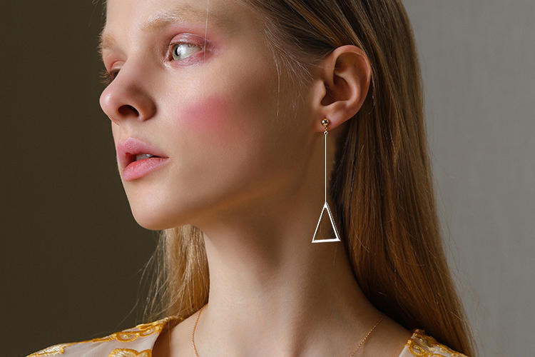 时尚耳饰k金,K金耳饰轻奢小众高级感