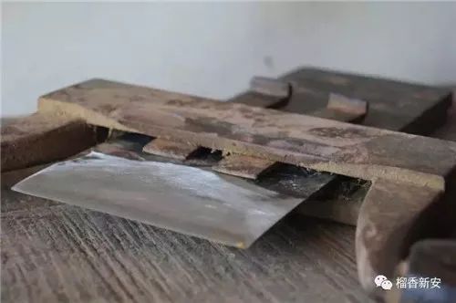 「发现」蒙自这种用刀切出来的“黄金丝”,在云南“怪”出名的!