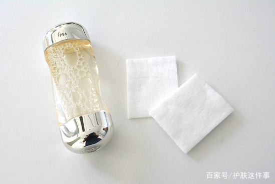 适合油皮的保湿水乳排行榜,适合油皮和混油皮的大牌水乳