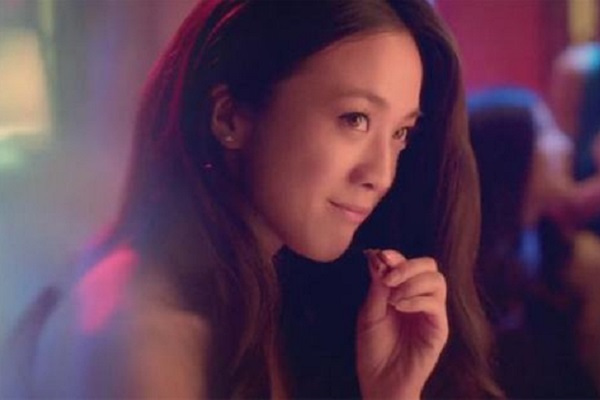 现在邓紫棋还是德芙代言人吗,邓紫棋德芙代言图