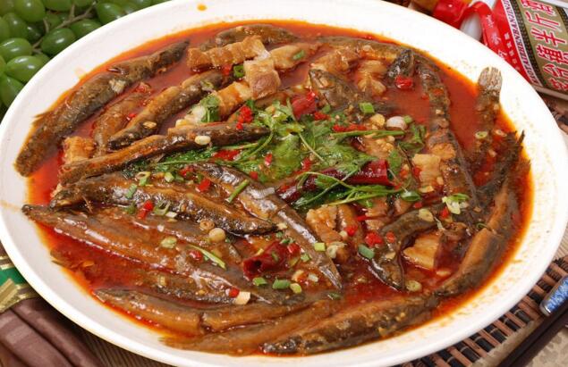 泥鳅号称“水中人参”营养高,初秋养生吃泥鳅,身体会收获惊喜