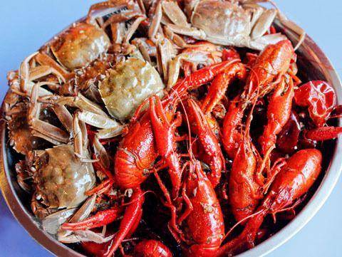 秋风起兮蟹脚痒,菊花开兮闻蟹香,秋日来南京赴场螃蟹之约