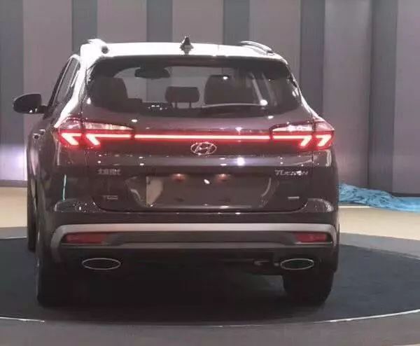 北京现代途胜16款外观爆改方案,现代全新途胜怎么改装