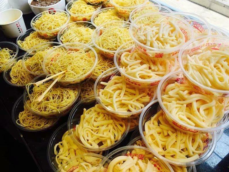 雷家老农民酸辣粉总店,重庆雷家老农民非遗酸辣粉巫山店