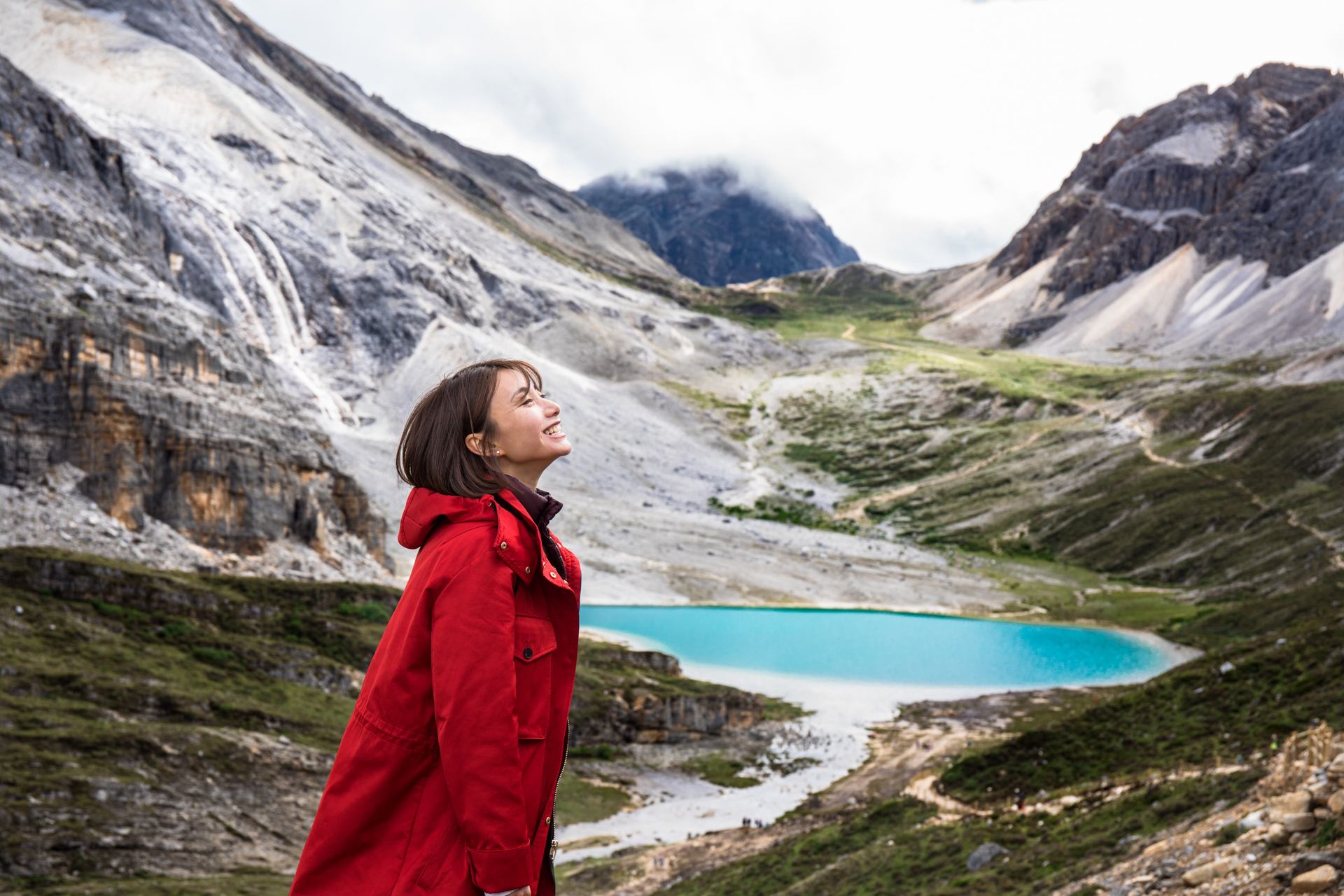 四姑娘山稻城亚丁色达线路,亚丁稻城和四姑娘山是一个地方