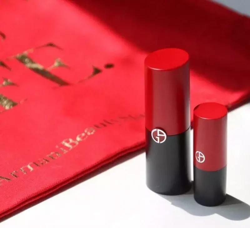 迪奥完蛋了……新品口红竟比10块钱的名创优品还low！