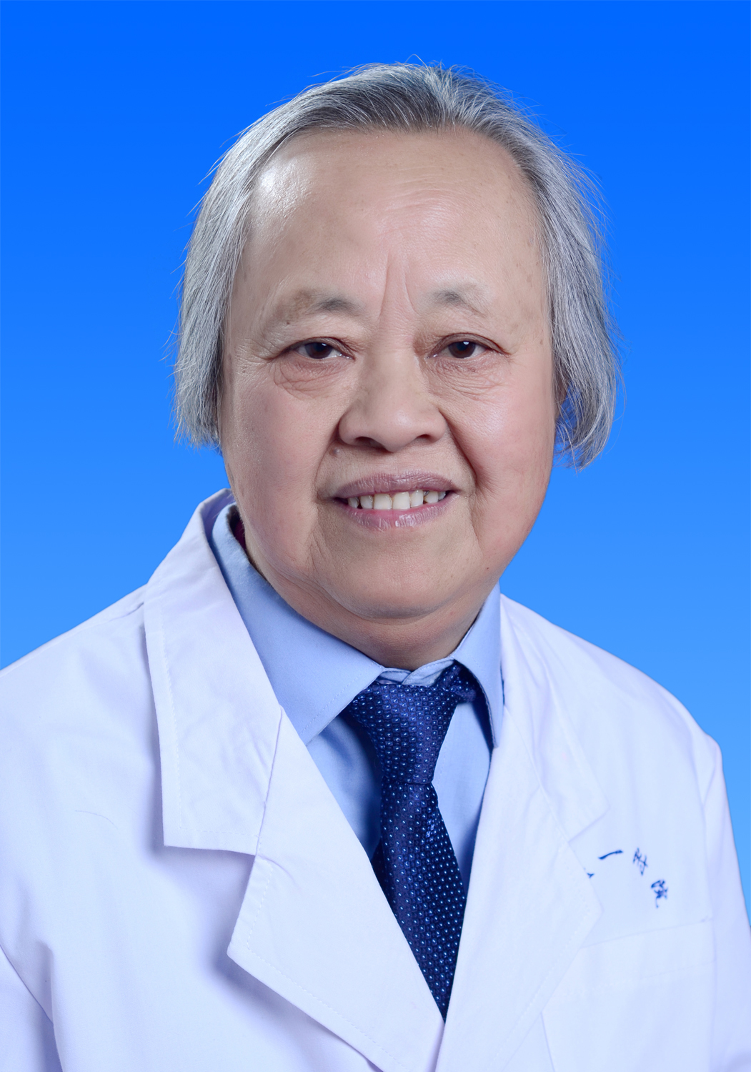 救死扶伤大爱无疆今天他们是最美的人