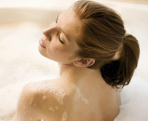 夏天晒黑了很多怎么样能美白呢,晒黑后美白皮肤小妙招